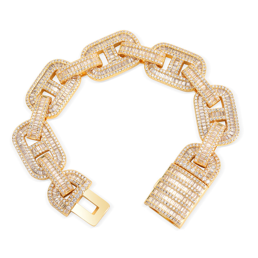 Cuban bracelet with full diamond pig nose