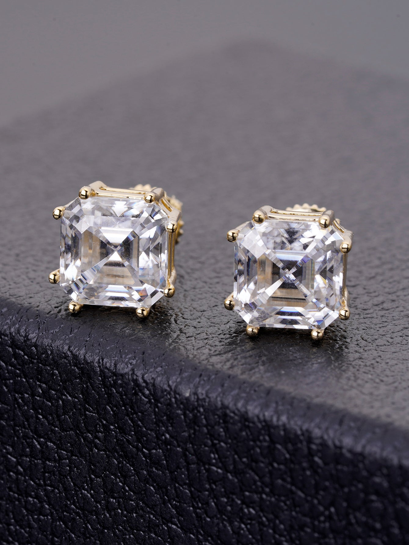 18K White Gold Plated Sterling Silver Zirconia Stud Earrings